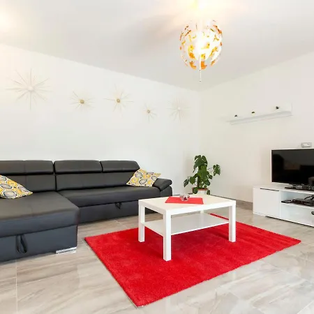 דירה Valica - Prc653 By Interhome